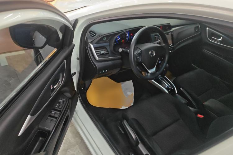 Used Honda Crider 2016 1.8L CVT Luxury Edition
