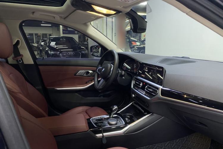 Used BMW 3 Series 2022 Restyled 320Li M Sport Package
