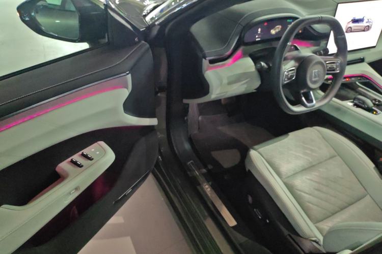 Used Zeekr 001 2025 WE Edition 95 kWh All-Wheel Drive