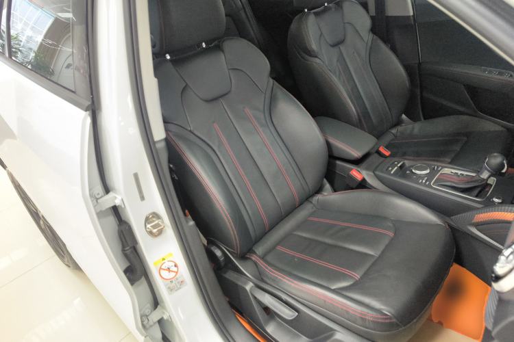 Used Audi Q2L 2022 35 TFSI Progressive Dynamic Edition