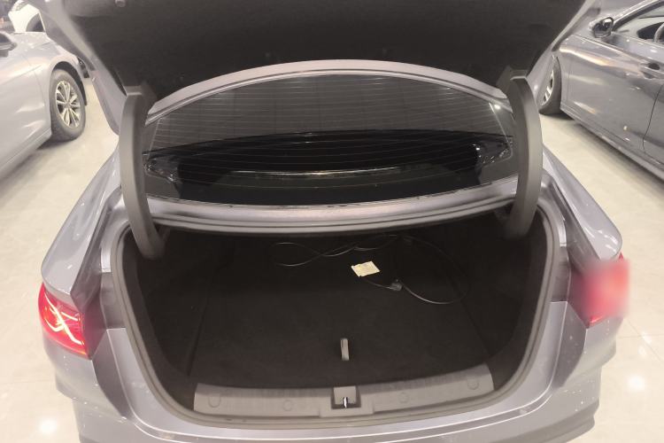 Used BYD Qin L 2025 DM-i Smart Drive 80KM Leading Model