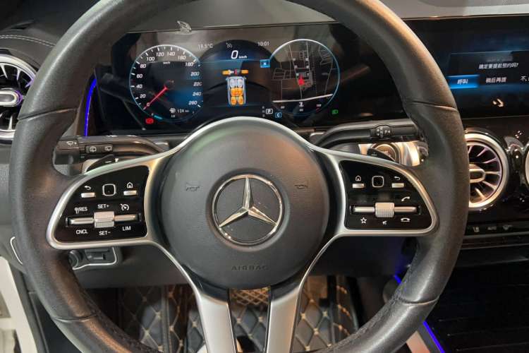 Used Mercedes-Benz GLB 2021 GLB 200 Fashion Model
