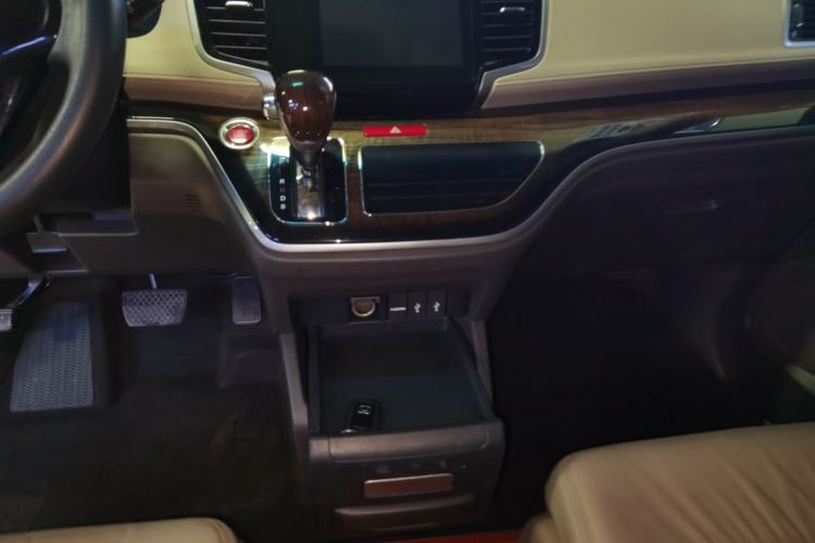 Used Honda Odyssey 2017 2.4L Luxury Edition
