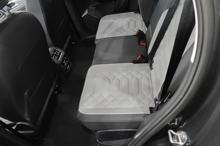 Used Volkswagen Tayron 2023 Revised Version 380TSI All-Wheel Drive R-Line High-Energy Edition
