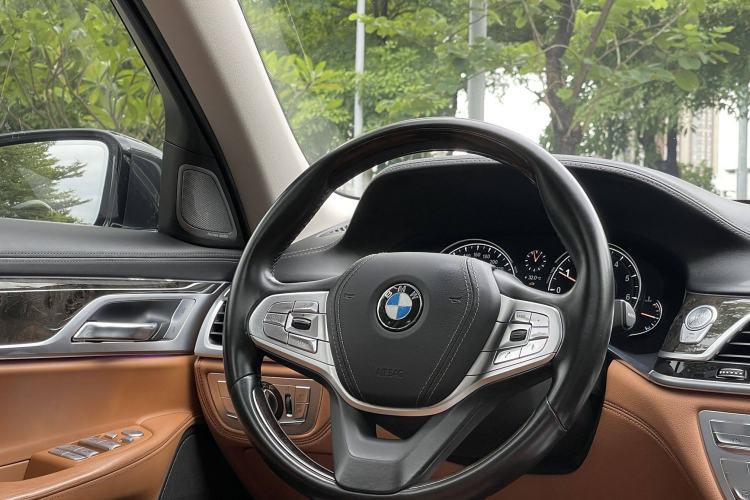 Used BMW 7 Series 2016 730Li Luxury Model
