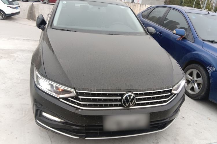 Used Volkswagen Magotan 2025 Zhongxiang Version 280TSI DSG Comfort Edition
