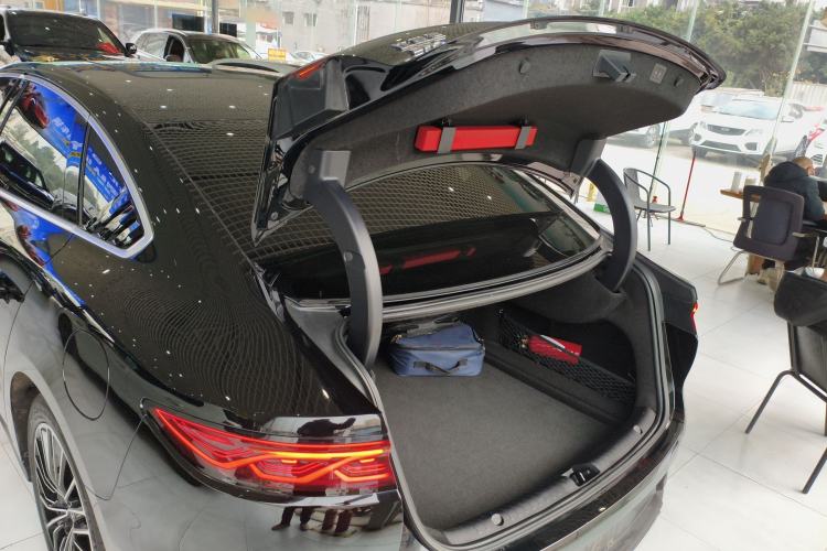 Used BYD Han 2022 DM-i 121KM Prestige Model
