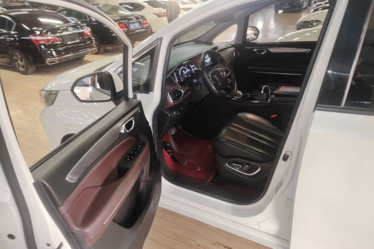 Used GAC Trumpchi M6 2023 PRO 270T DCT Luxury Edition
