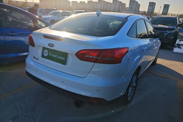 Used Ford Focus 2018 Sedan Classic EcoBoost 180 Automatic Elite Model