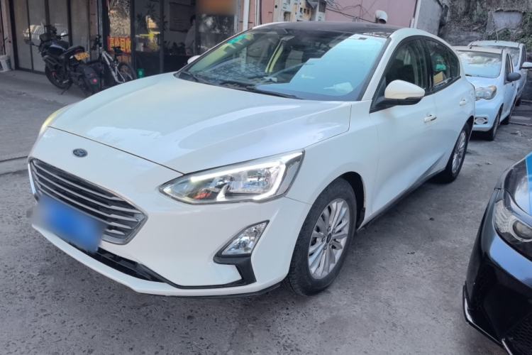Used Ford Focus 2019 Two-Door EcoBoost 125 Automatic Trendy Model China V Standard