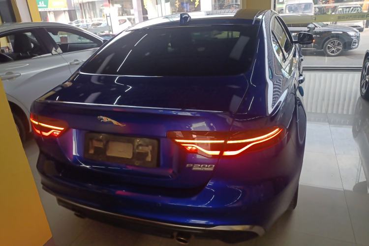 Used Jaguar XEL 2020 2.0T 200 PS S Advanced Elegance Edition
