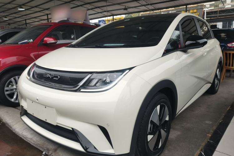 Used BYD Dolphin 2023 420 km Fashion Edition