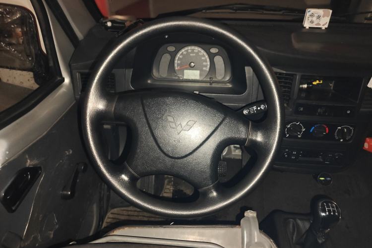 Used Wuling Zhiguang 2020 1.2L Practical Model China VI LSI