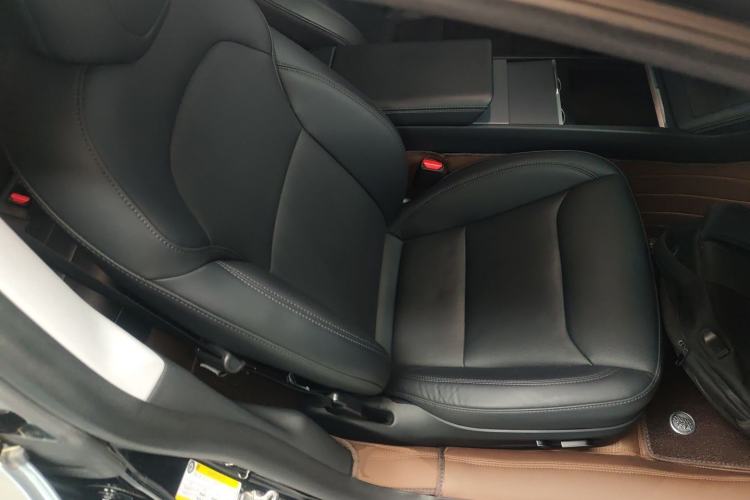 Used Tesla Model 3 2023 Rear-Wheel-Drive Version
