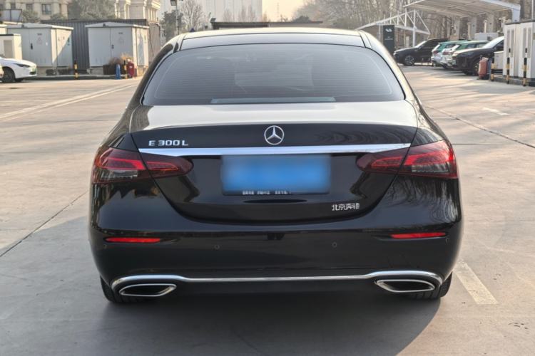 Used Mercedes-Benz E-Class 2023 Facelift E 260 L
