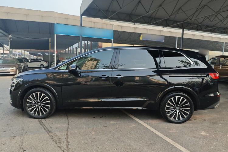 Used Volkswagen Viloran 2024 380TSI Premium Edition
