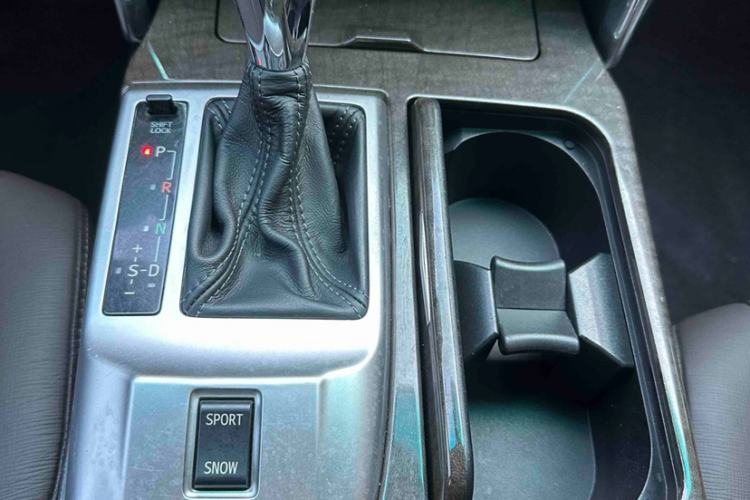 Used Toyota Reiz 2013 2.5V Elite Edition
