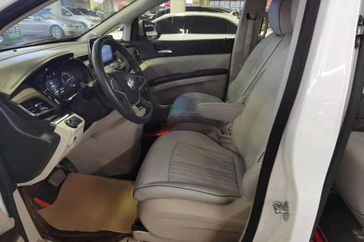 Used Buick GL8 2021 Land Cruiser Executive Class 652T Comfort Model
