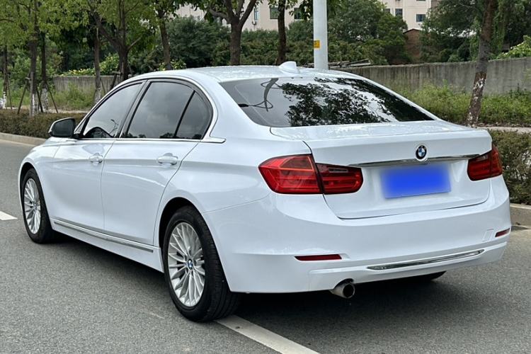 Used BMW 3 Series 2013 320Li Luxury Design Package
