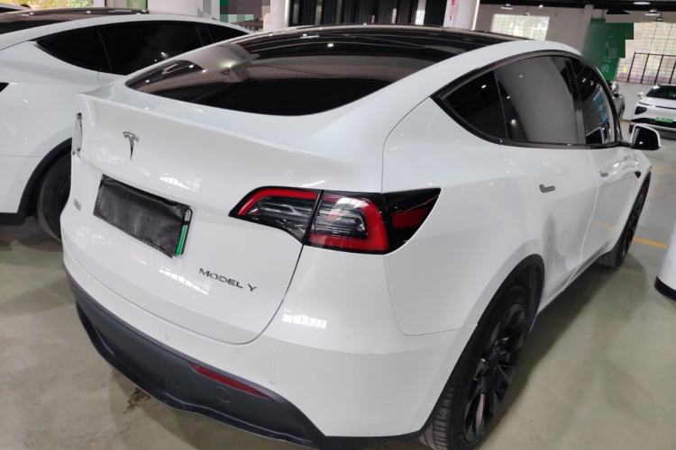 Used Tesla Model Y 2021 Long-Range All-Wheel-Drive Version