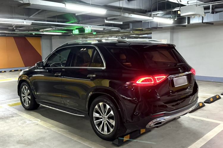 Used Mercedes-Benz GLE 2022 GLE 350 4MATIC Stylish Model
