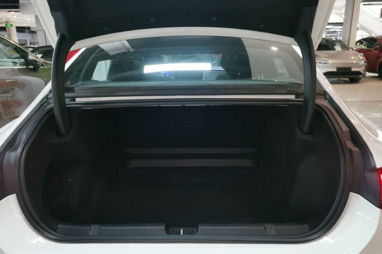 Used Mercedes-Benz EQE 2022 350 Luxury Edition
