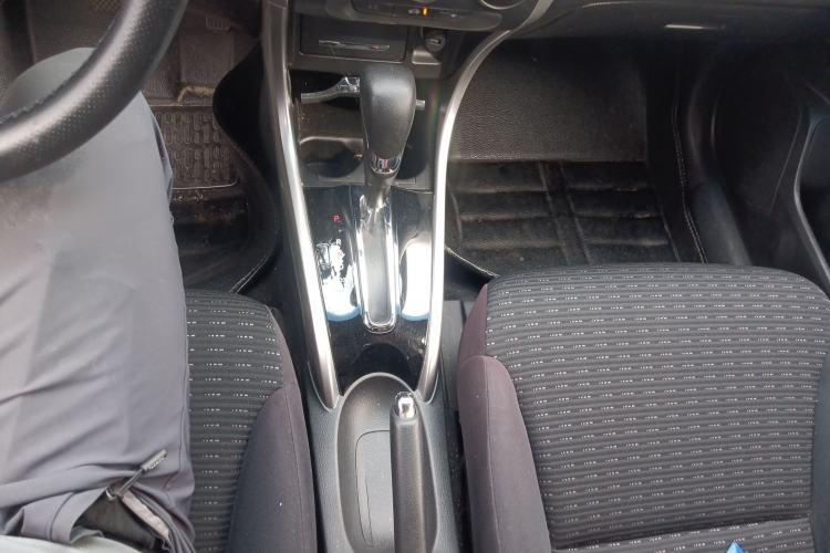 Used Honda Crider 2013 1.8L automatic luxury edition