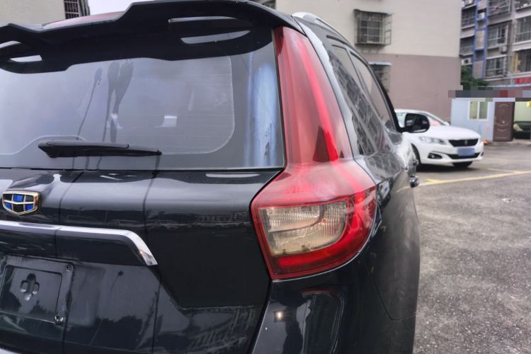 Used Geely Auto Vision X6 2018 1.4T CVT 4G Connected Flagship Edition
