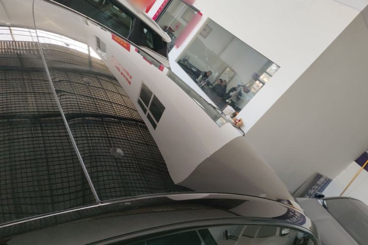 Used Tesla Model Y 2023 Rear-Wheel-Drive Version
