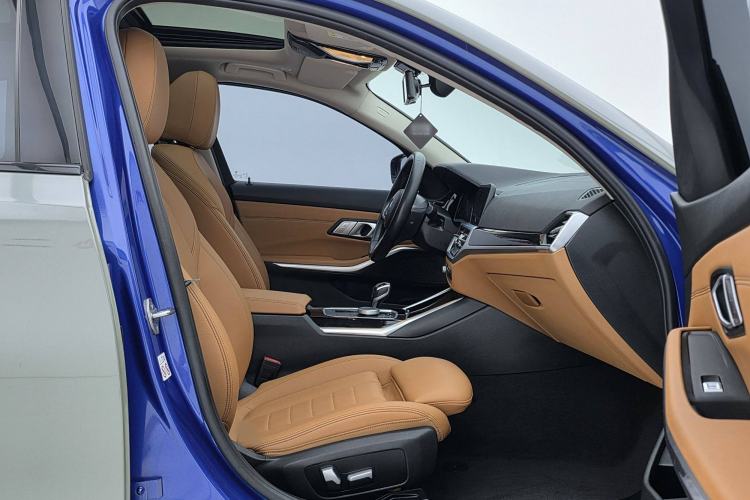 Used BMW 3 Series 2021 Second Facelift 320Li M Sport Package

