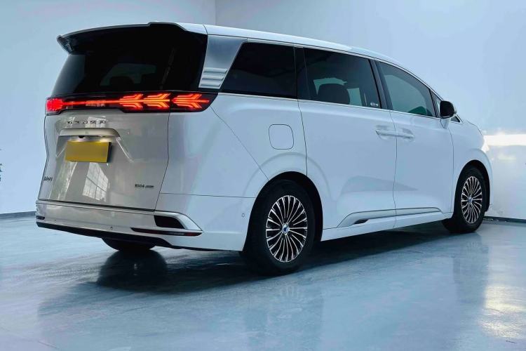 Used Denza D9 2022 DM-i 970 Four-Wheel Drive Flagship Model