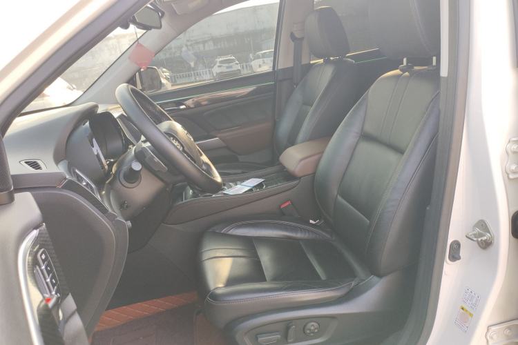 Used GAC Trumpchi GS7 2017 320T Two-Wheel-Drive Luxury Smart Connectivity Model
