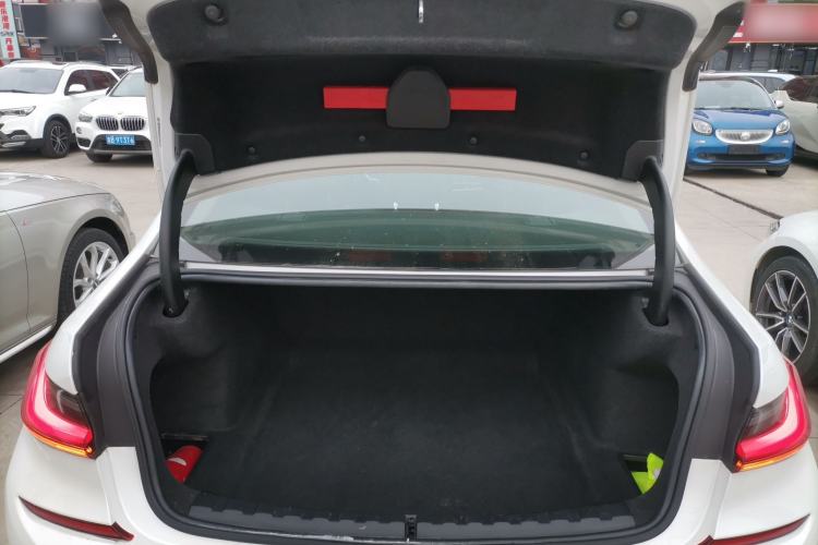 Used BMW 3 Series 2022 Restyled 320Li M Sport Package
