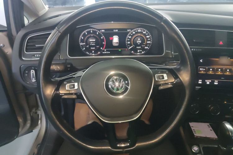 Used Volkswagen Golf 2020 Zhiai Edition 280TSI DSG Luxury Model