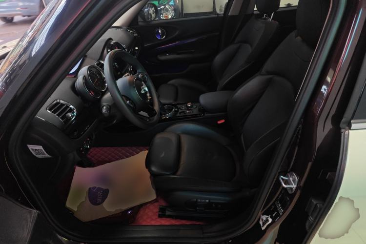 Used  Clubman 2016 Revised Version 1.5T COOPER Connoisseur Edition
