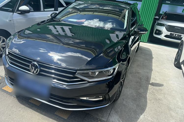 Used Volkswagen Magotan 2020 330TSI DSG Leading Model
