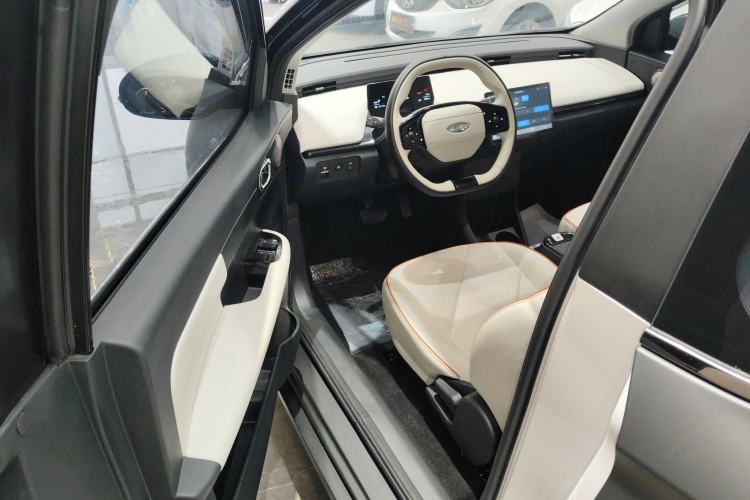 Used Chery Little Ant 2024 Refreshed Version Youth Edition 321 km Beloved Edition 29.23 kWh
