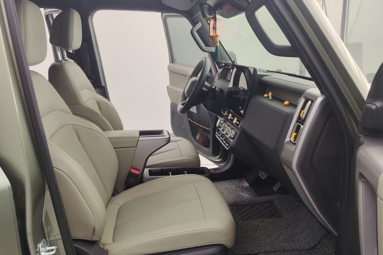 Used  V23 2025 401 Two-Wheel Drive Intelligent Driving Version