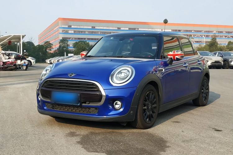 Used  MINI 2019 1.5T COOPER Classic Edition Five-Door Version
