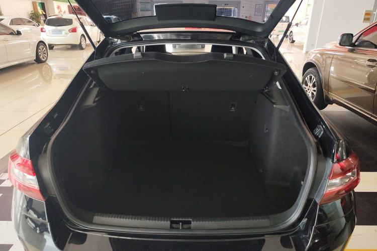 Used Skoda Octavia 2019 1.5L Manual SmartDrive Comfort Edition China VI Standard
