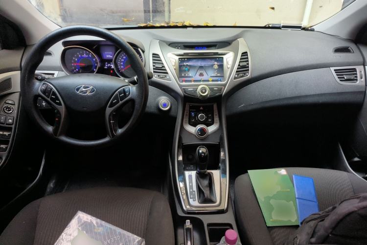 Used Hyundai Elantra (5th Generation / Langdong) 2016 1.6L Automatic Prestige Model
