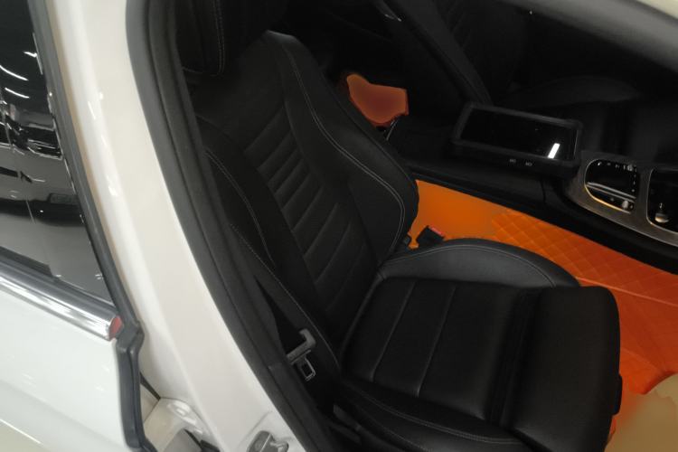 Used Mercedes-Benz E-Class 2022 Second Facelift E 260 L Sport Edition
