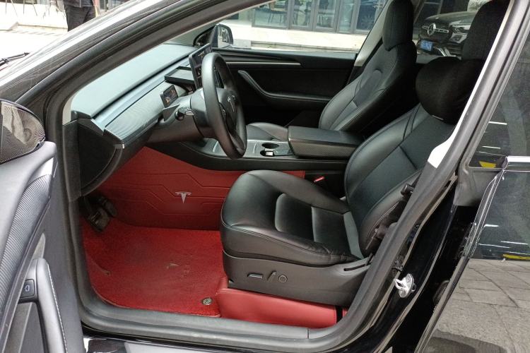 Used Tesla Model Y 2021 Standard Range Rear-Wheel Drive Version
