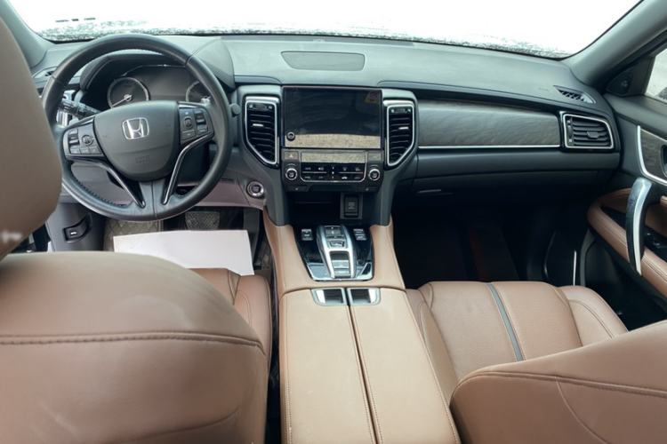 Used Honda UR-V 2020 370TURBO Two-Wheel Drive Luxury Edition
