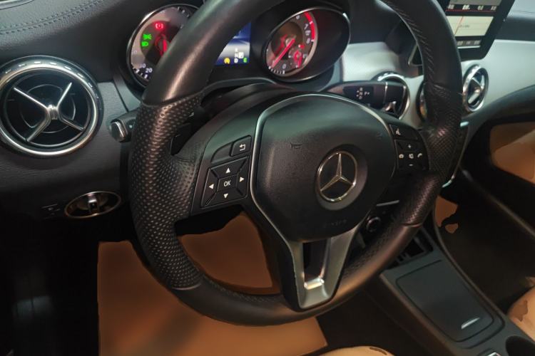 Used Mercedes-Benz GLA 2015 GLA 200 Sport Edition