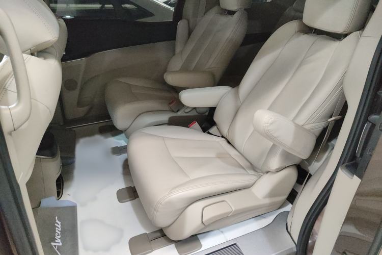 Used Buick GL8 2018 28T Comfort Model China VI Standard
