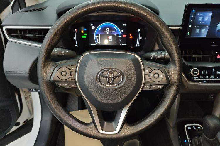 Used Toyota FRONTLANDER 2023 2.0L Smart Electric Hybrid Dual-Engine Leading Edition