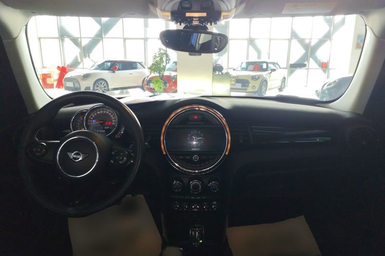 Used MINI MINI 2019 1.5T COOPER Classic Edition Five-Door Version