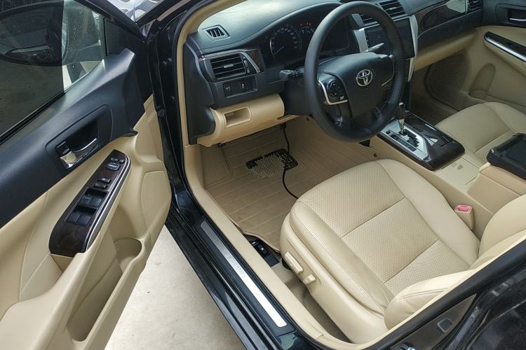 Used Toyota Camry 2015 2.0G Premier Edition