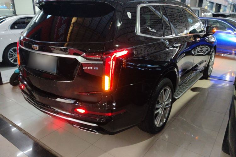 Used Cadillac XT6 2022 2.0T Six-Seater Four-Wheel-Drive Luxury Standard Edition